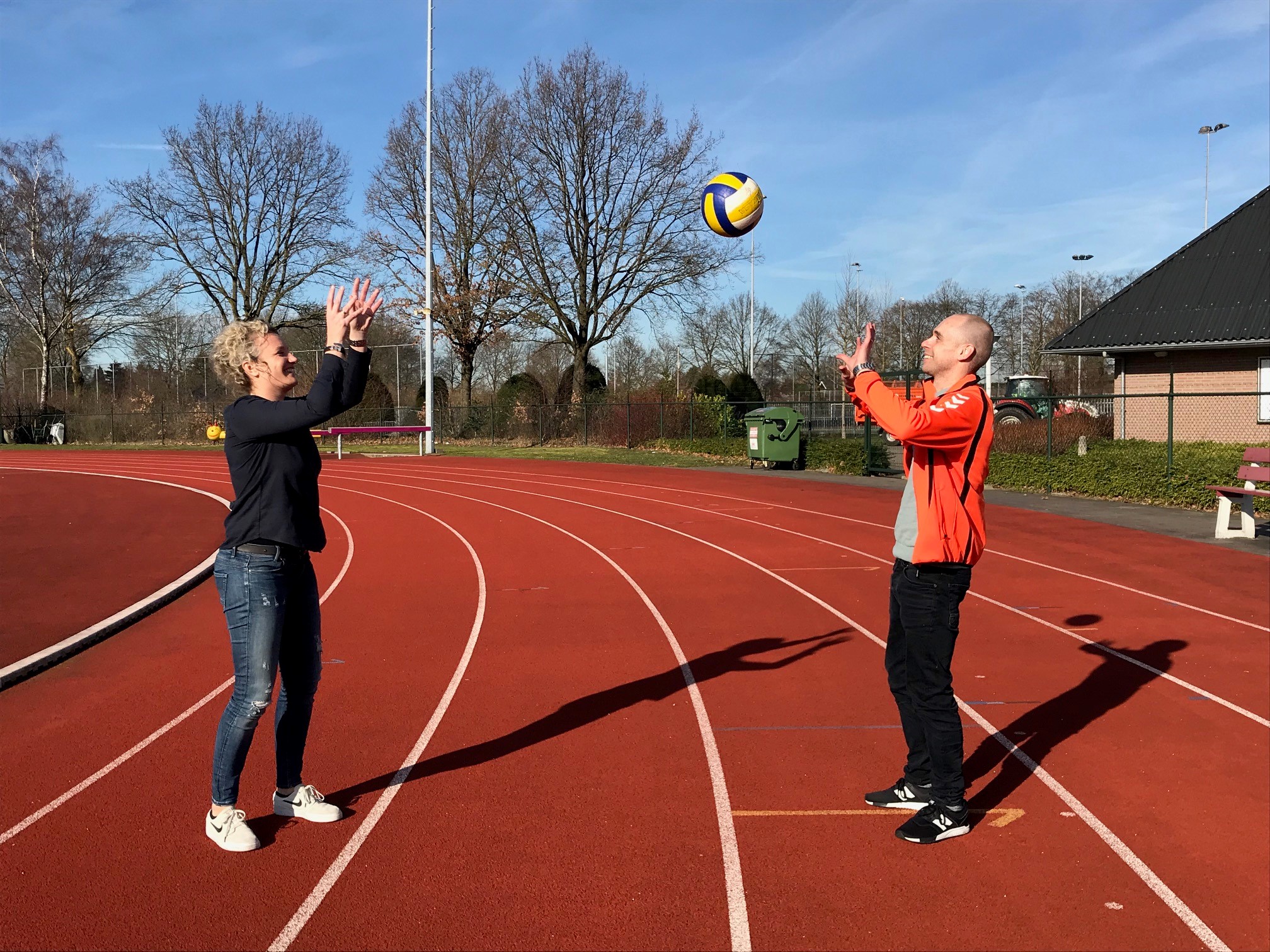 Buurtsportcoaches Babette en Sebastiaan.