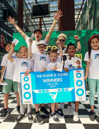 De crew uit Eindhoven. Winnaar van de finale van The Floor is Yours City. vs. City Battle