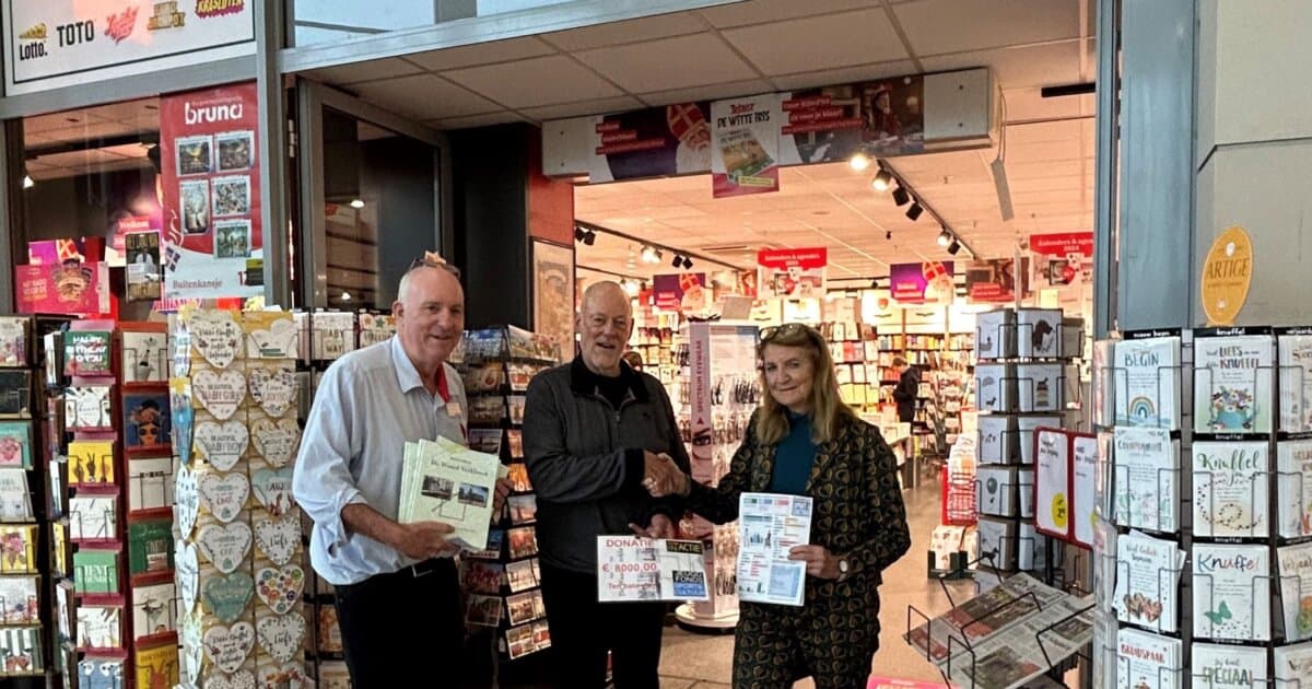 Reint Mellema Overhandigt Cheque Van 8000 Jeugdfonds Sport Cultuur reint-mellema-overhandigt-cheque-van-8000-jeugdfonds-sport-cultuur